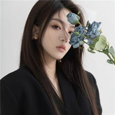 穿成极品农妇带崽囤粮惊艳全城